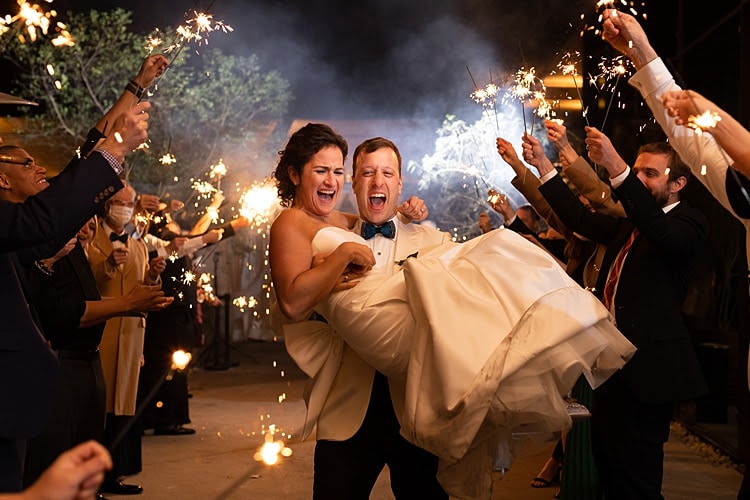 Beautiful Jewish Wedding Traditions to Inspire You